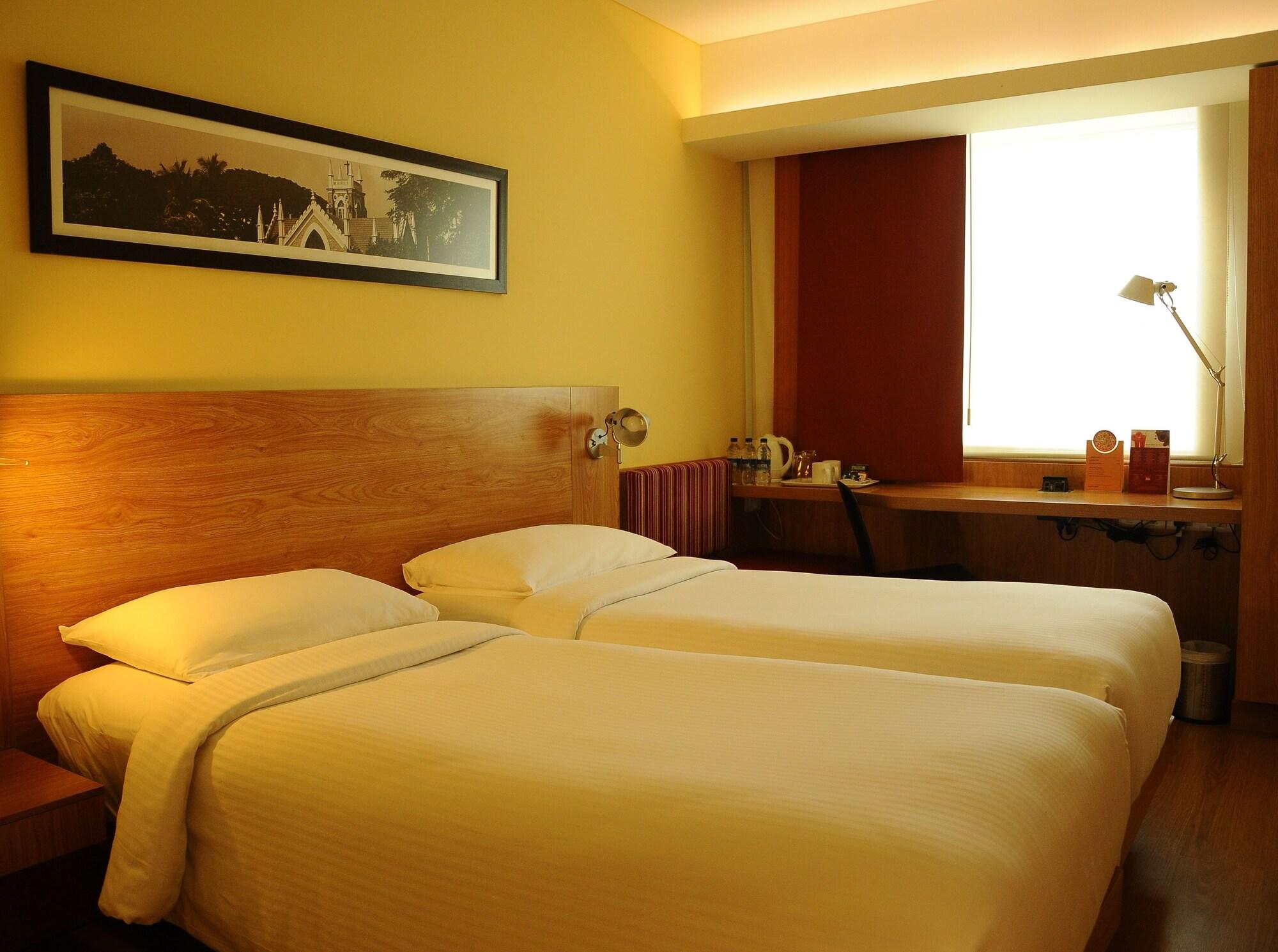 Hotel Ibis Bengaluru Outer Ring Road Esterno foto