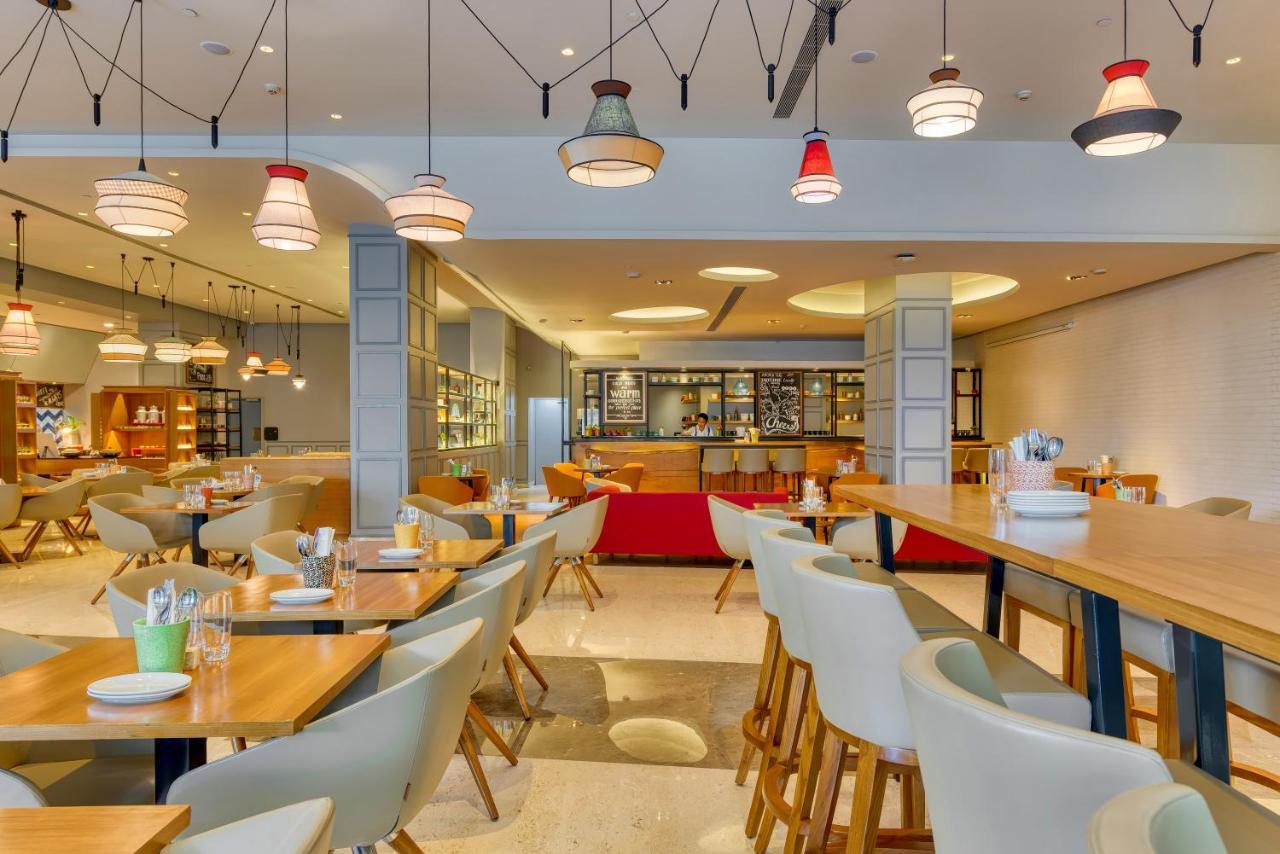 Hotel Ibis Bengaluru Outer Ring Road Esterno foto