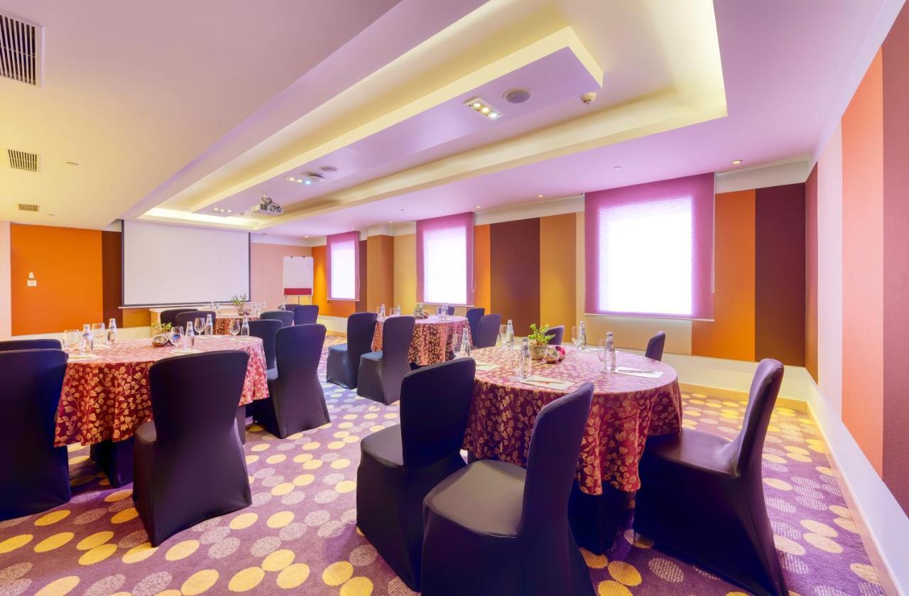 Hotel Ibis Bengaluru Outer Ring Road Esterno foto
