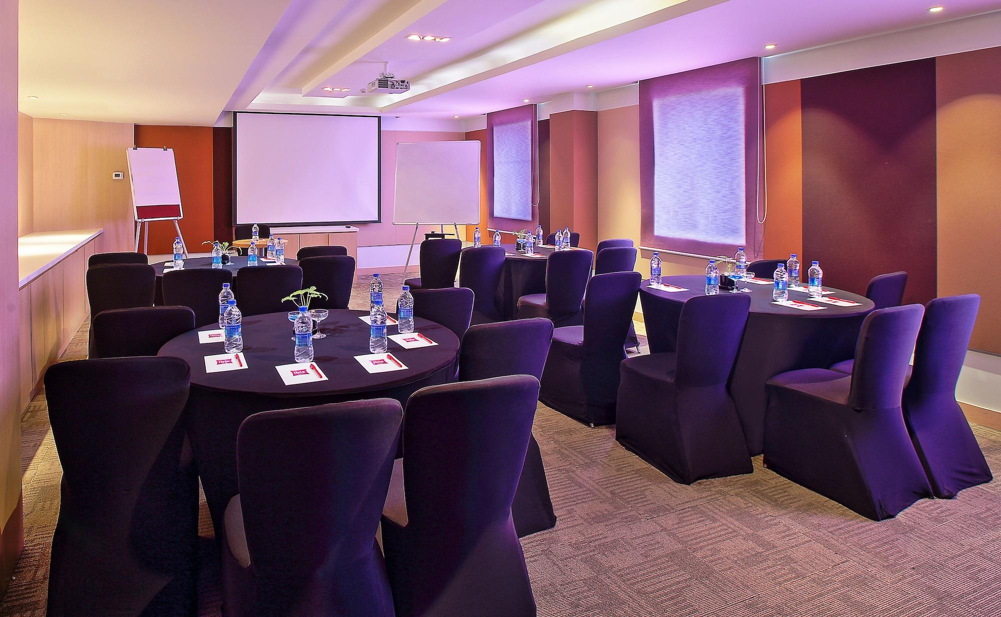 Hotel Ibis Bengaluru Outer Ring Road Esterno foto