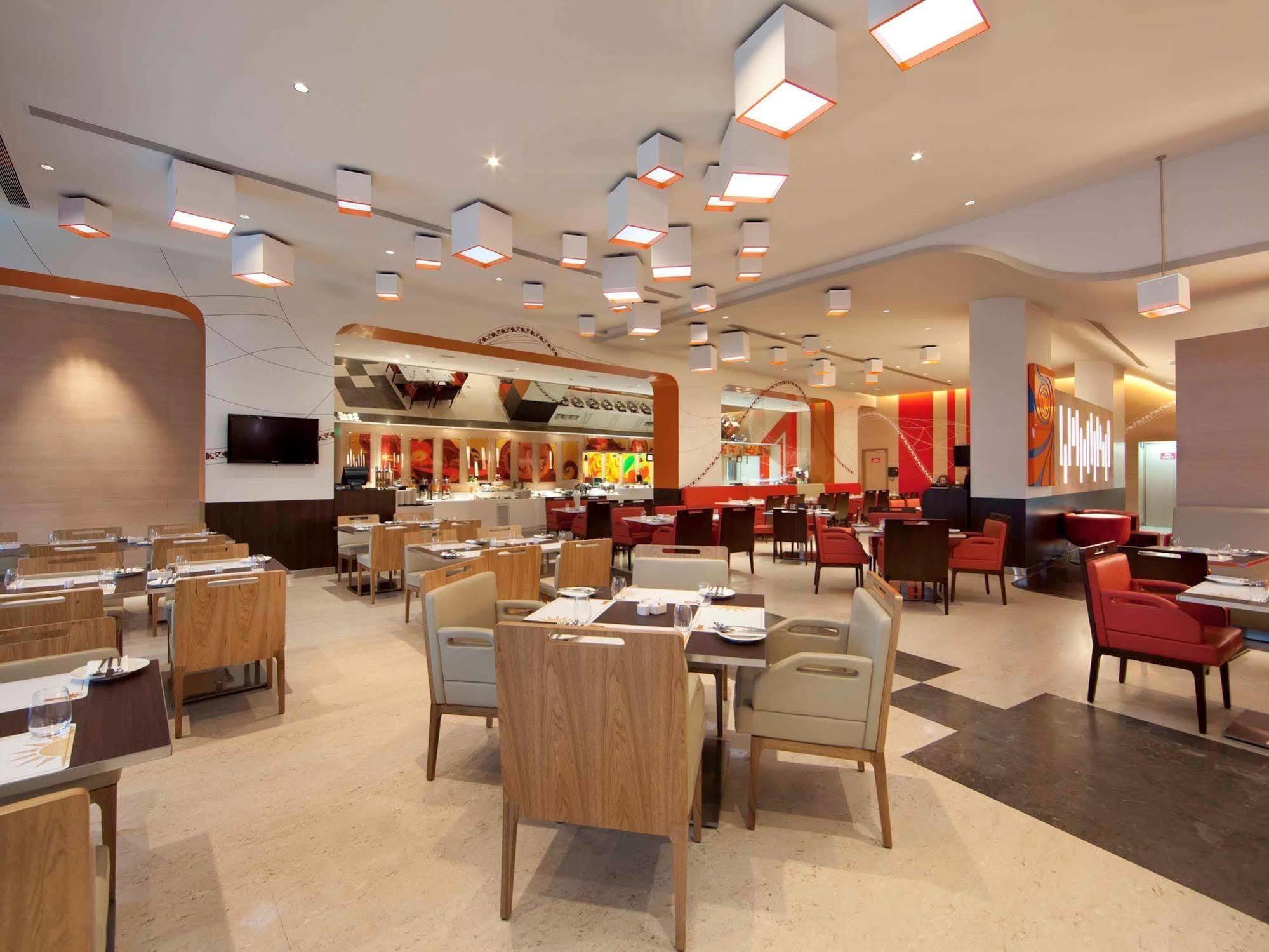 Hotel Ibis Bengaluru Outer Ring Road Esterno foto