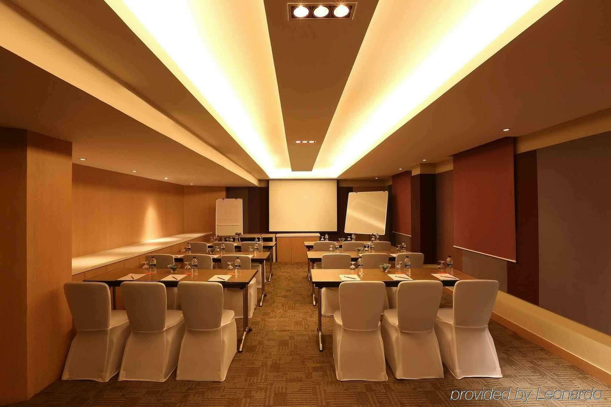 Hotel Ibis Bengaluru Outer Ring Road Esterno foto
